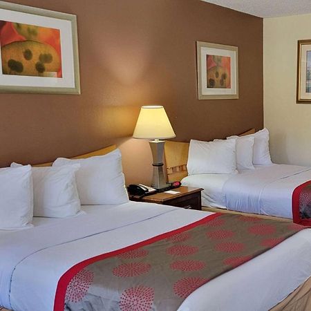 Ramada By Wyndham & Suites Warner Robins Buitenkant foto