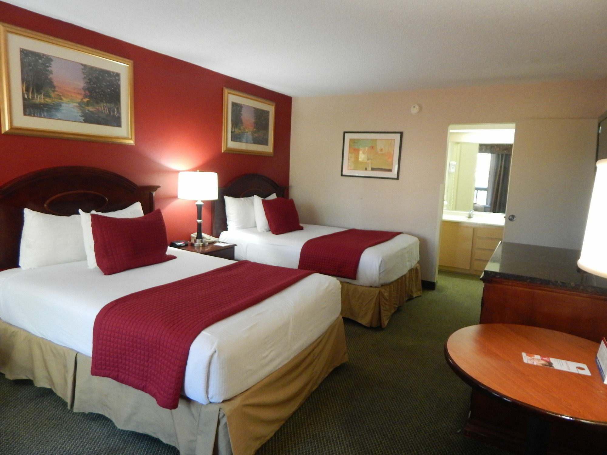 Ramada By Wyndham & Suites Warner Robins Buitenkant foto