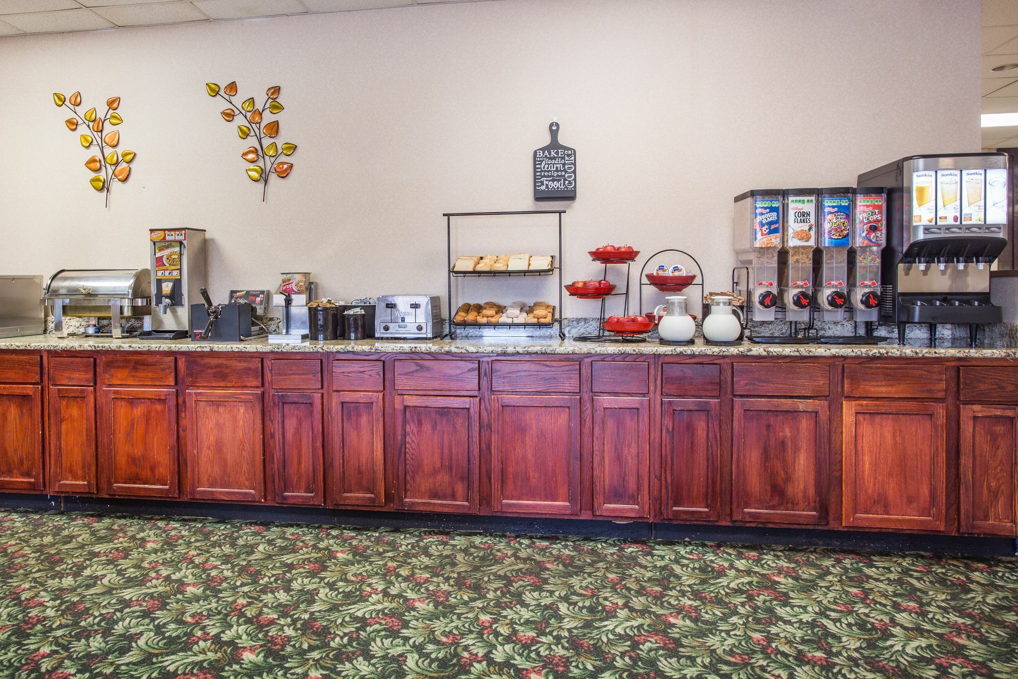 Ramada By Wyndham & Suites Warner Robins Buitenkant foto