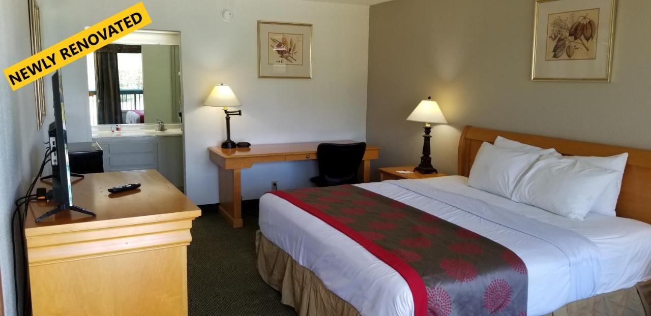 Ramada By Wyndham & Suites Warner Robins Buitenkant foto